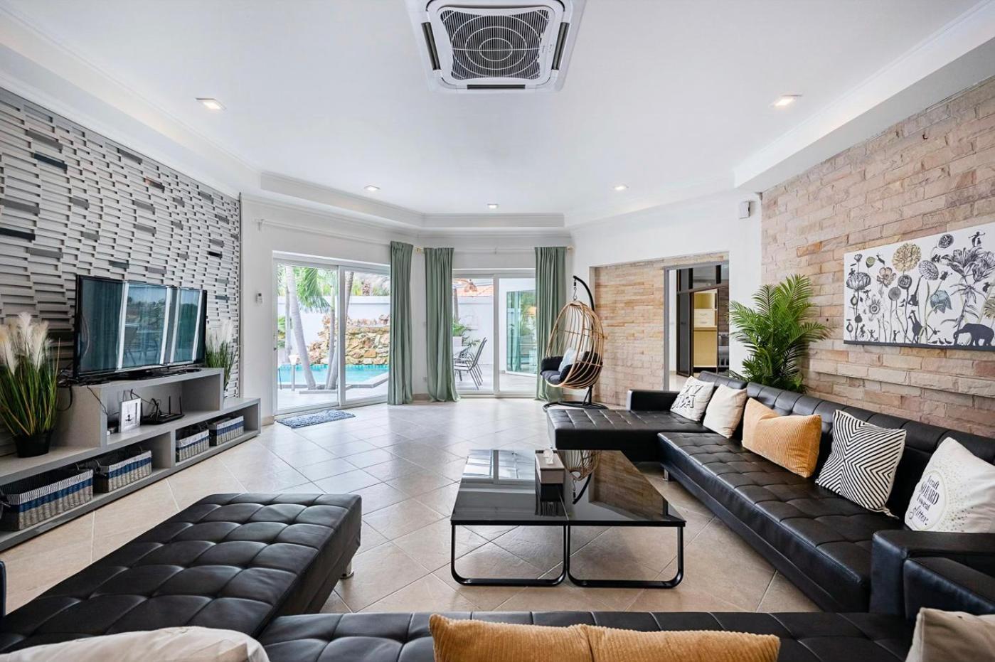 Majestic Residence Pool Villa 4 Bedrooms Private Beach باتايا المظهر الخارجي الصورة